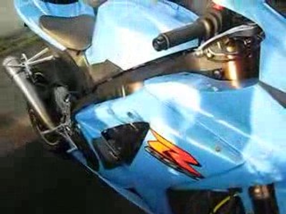 SUZUKI GSZ-R