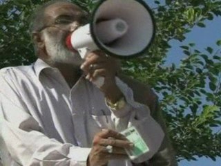 Pakistan lifts Swat Valley curfew enabling locals to flee