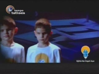 Eda & Engelli Cocuk Korosu -Düs Bahçeleri