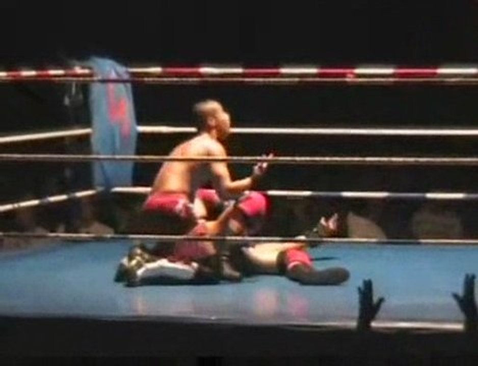 Wrestling_Stars_-_Tom_La_Ruffa_vs_White_Storm_Part_2