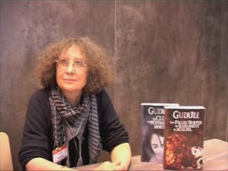 Les filles mortes... : Promotion canapé #8 : Gudule