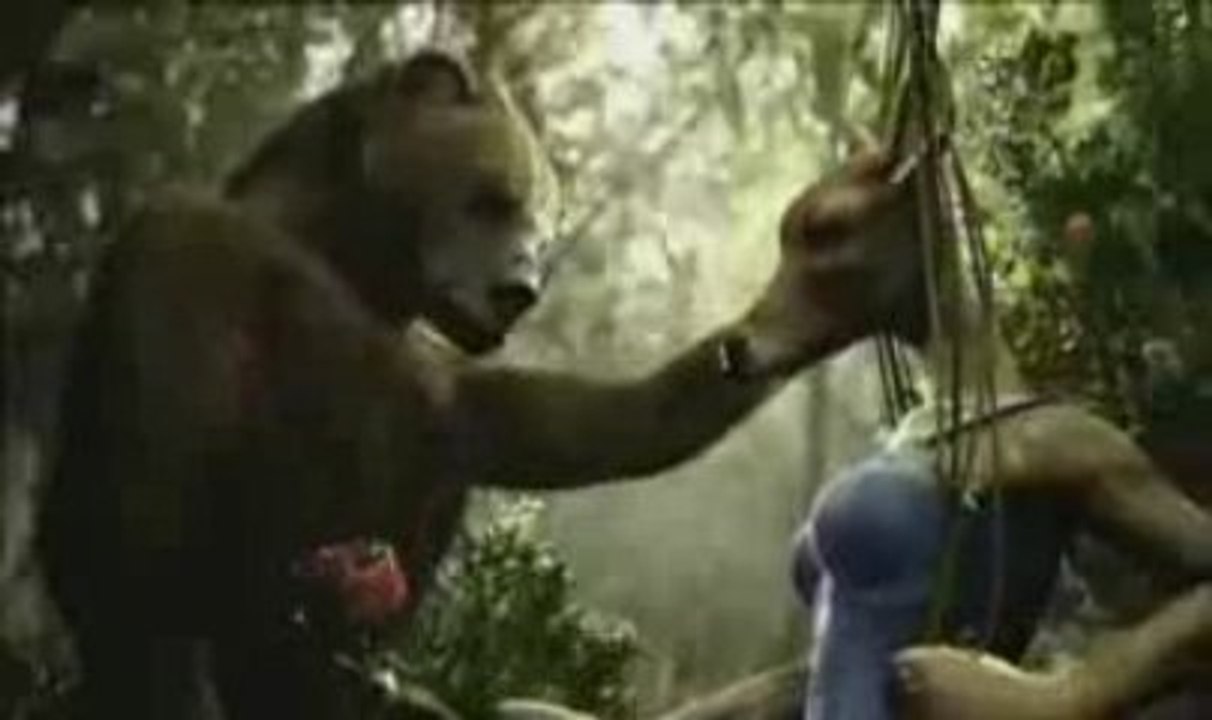 LA BICHE § L'OURS PUB ORANGINA NEW CLIP MUZIK BEAR HOT FUN