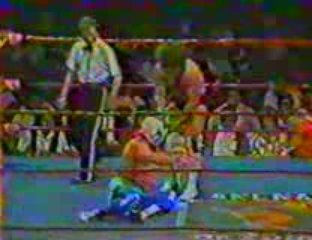 Emilio Charles Jr. vs Atlantis EMLL 1984 Part 1