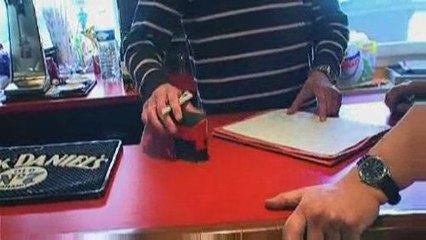 La Chaize-Le-Vicomte : Portrait d'un jeune cafetier