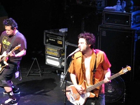 NOFX @ Bataclan | 23.04.2009 - Intro + Dinosaurs Will Die