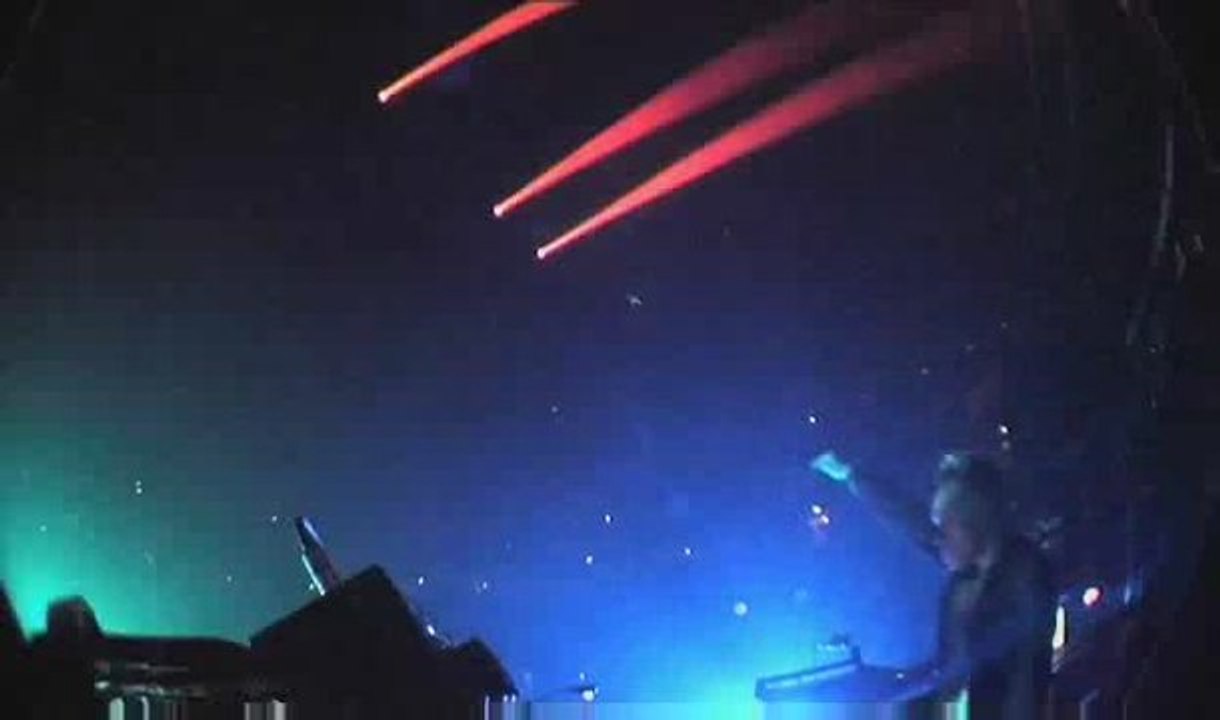 The Prodigy Manchester - Wind It Up intro