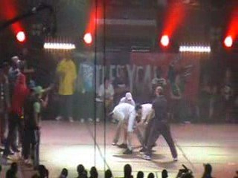 BOTY 2009 Melting Force vs Fantastik Armada Part  2