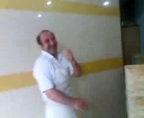 Yıldız Tilbe Taklidi Yapan Fırıncı