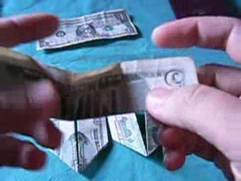 Complot illuminati - Dollars Pliés