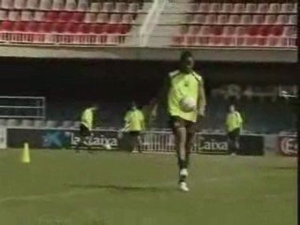 Ronaldinho Shows Extreme Football