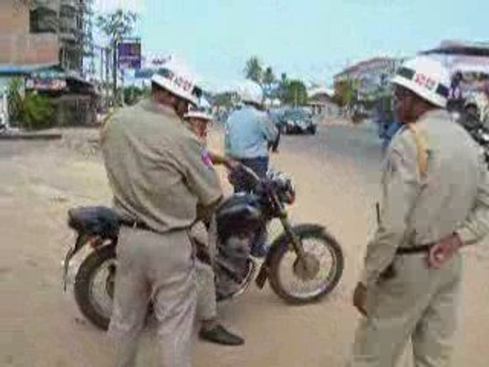 Cambodge 2009 - Controle de police à Sihanoukville