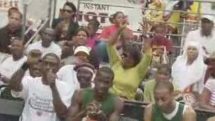 Watch all the high-flying artistry at the Sprite Slam Dunk S