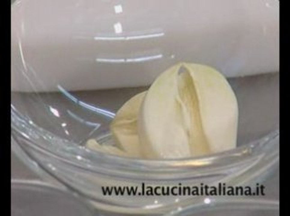 Aglio: pulirlo e tagliarlo