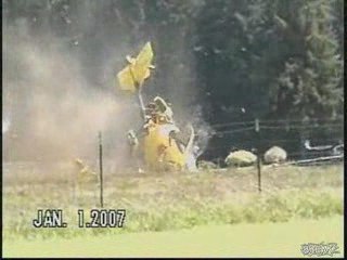 Ragazzino filma caduta elicottero