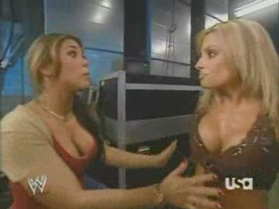 10.10.05.Trish  Mickie. Raw