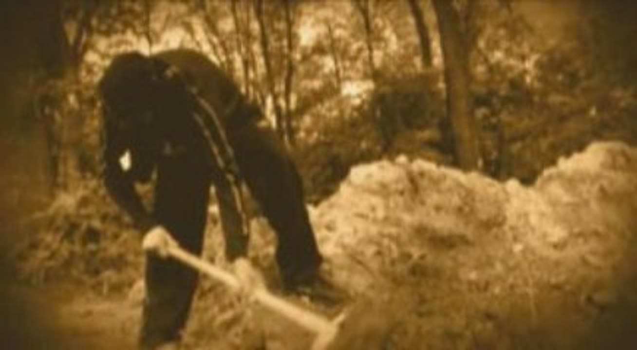 TEWU -  STARA SZKOŁA /PANIKA /ŚLAD PO SOBIE