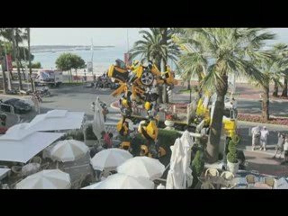 Bumblebee sur la croisette ! - TRANSFORMERS 2 :...
