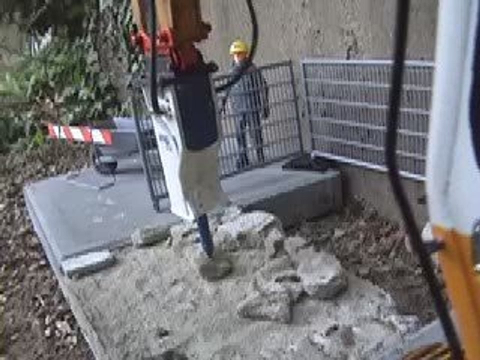 Marteau hydraulique pour excavateur RC