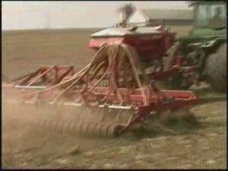 Agri-Structures semoir SemFlex semi-porté 8m