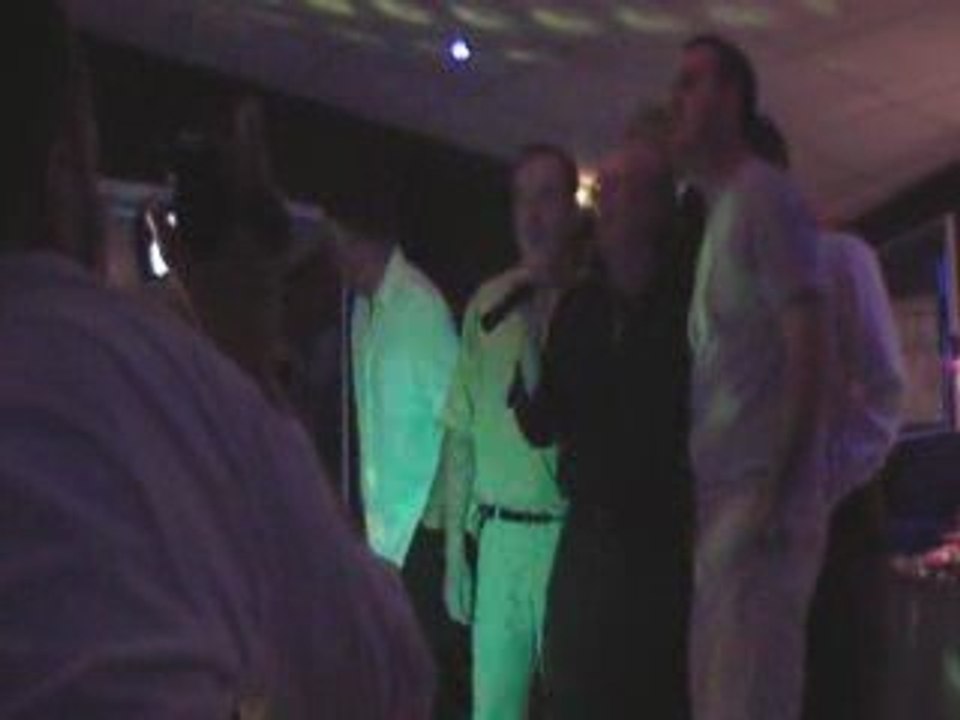 Anniversaire fannie - alumer le feu