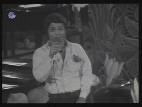 Poet Chaim Nachman Bialik For an Apple בשל תפוח