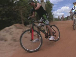 Episode 9 : En Roue Libre - SunnyD Surfcamp