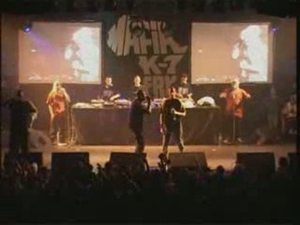 113 LIVE ELISEE MONTMARTRE 2003 PART.1