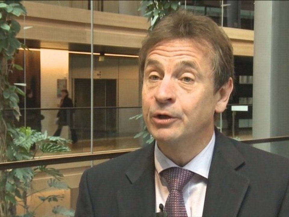 [60SEC] Chris Davies MEP (ENVI Coordinator - ALDE-ADLE)