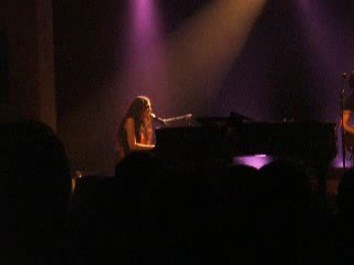 PAULINE (13-05-09 à Caen) - Vie de songes