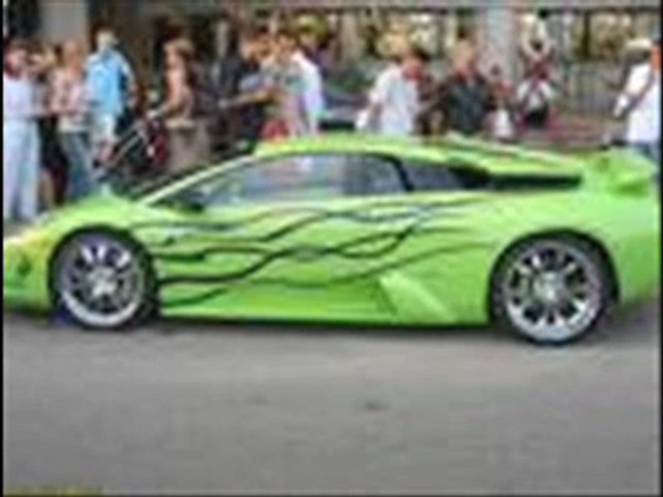 Lomborghini VS jaguar