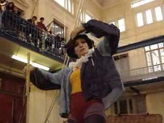 2009-05-09 Fete Atelier du Trapeze intro Natacha