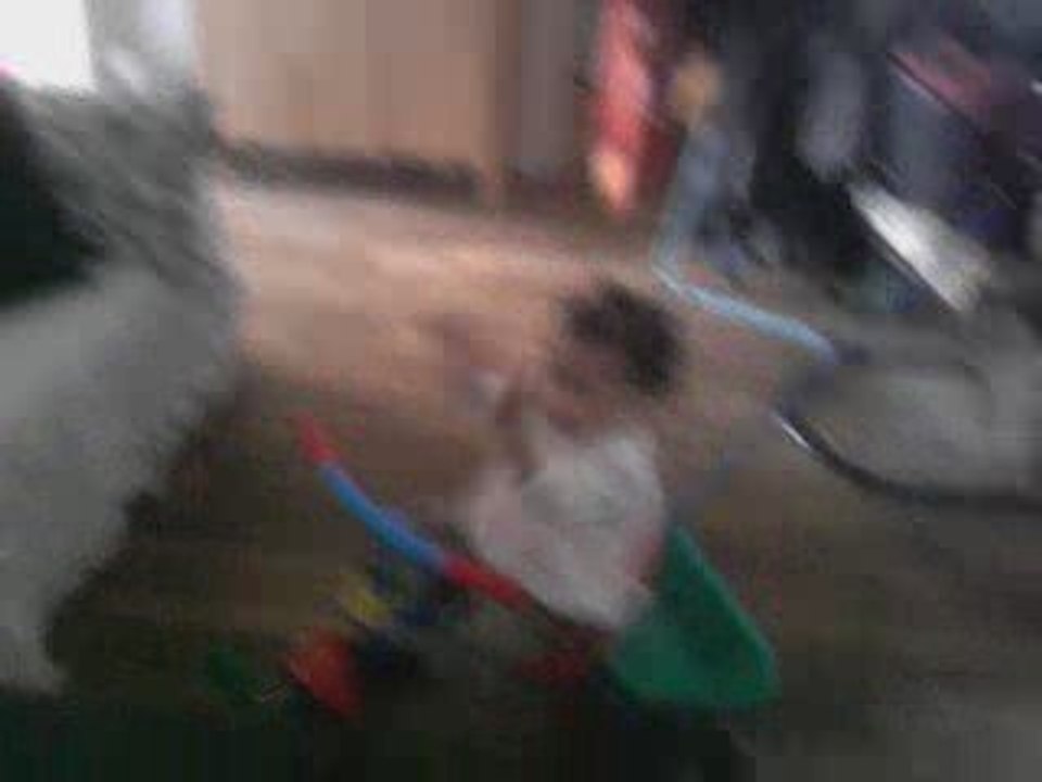 Léana fait du vélo !!!