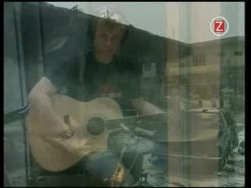 Avril Lavigne-Knocking On Heavens Door