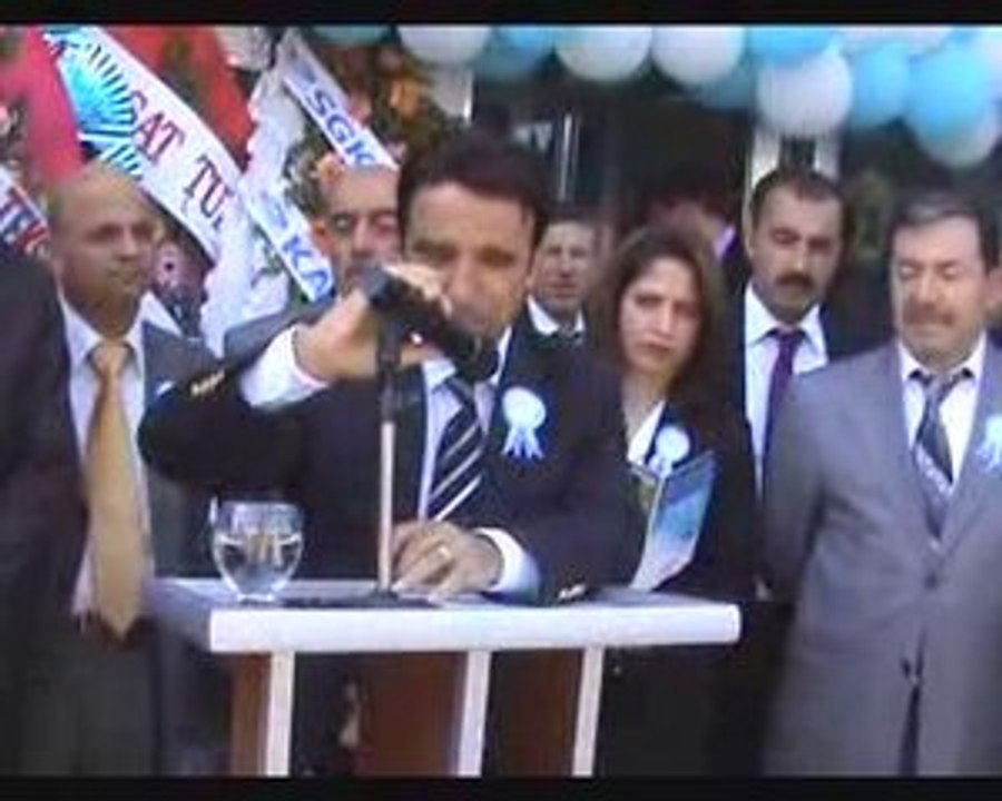 Kahta Kaymakamı Coşkun Açık www.kahtagazetesi.com