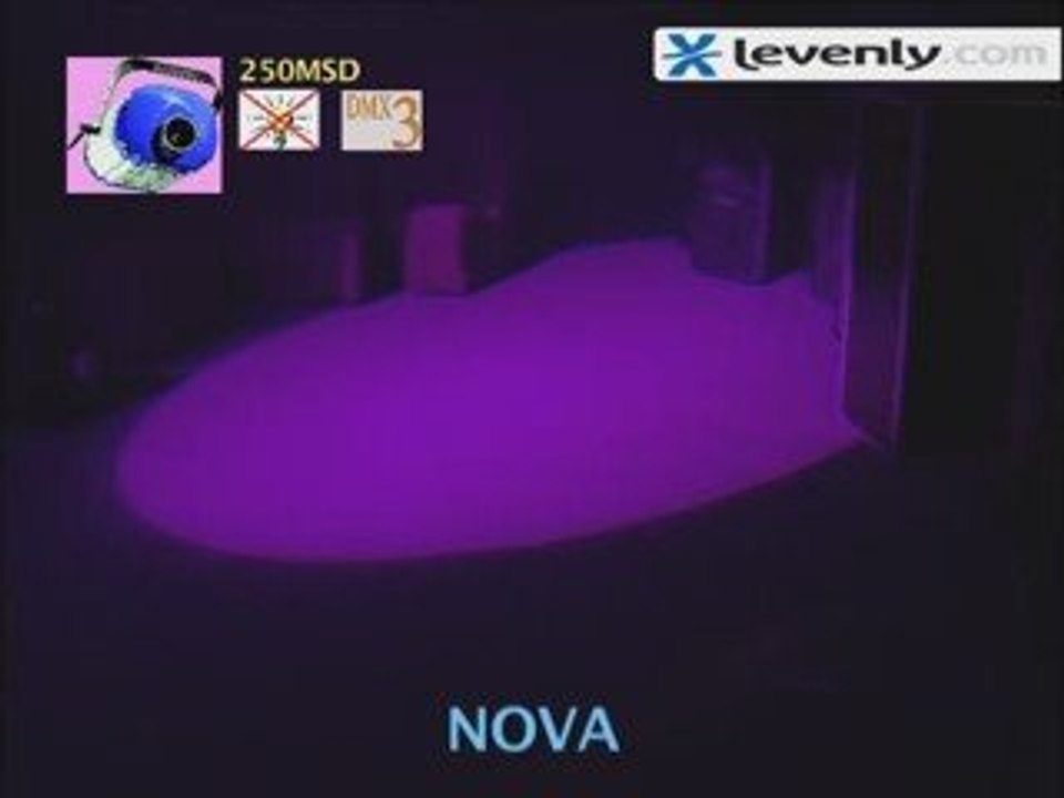 Jeu de lumière Nova PEARL RIVER by Levenly.com