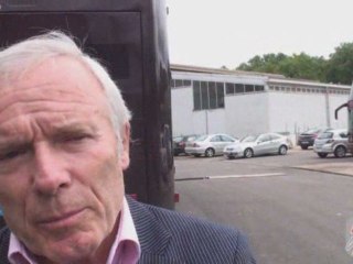 Pierre douglas explique le succès d'Age Tendre et Tete de Bo