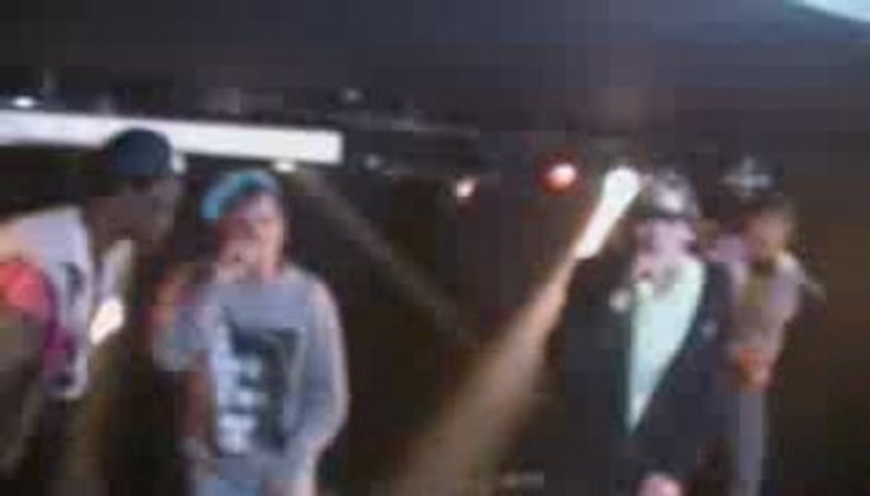 PZK WILD RUHBARB LIVE @ LA CAVE AUX POETES 10 AVRIL 2009