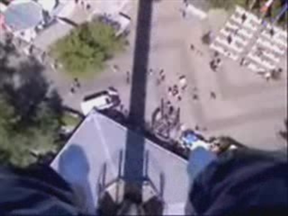 Free Fall Tower