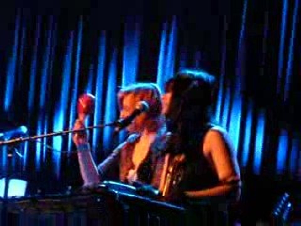 Bat For Lashes - Horse And I