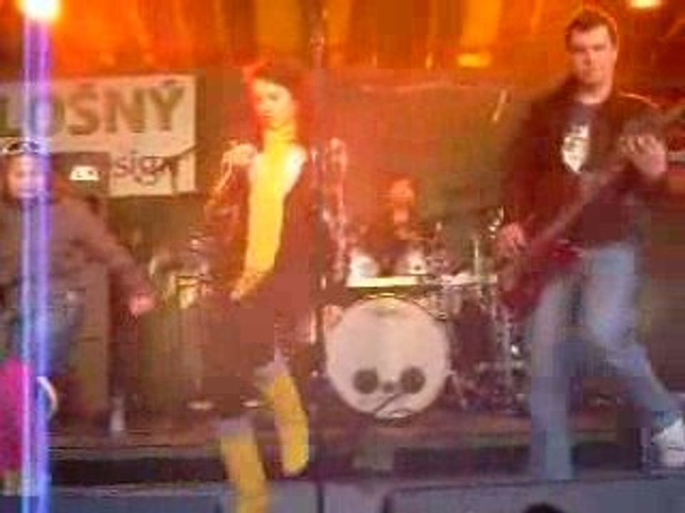 Ewa Farna - Inni Przyjaciele live