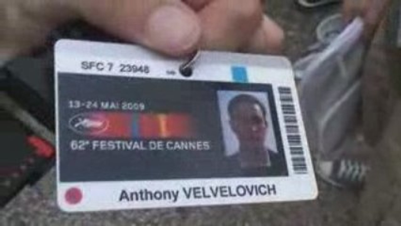 J-1 cannes