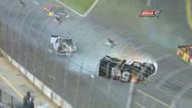 nascar truck serie All-Star Race big big big crash skinner