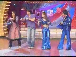 Bollywood Stars Part Time Job as Wedding Performances
