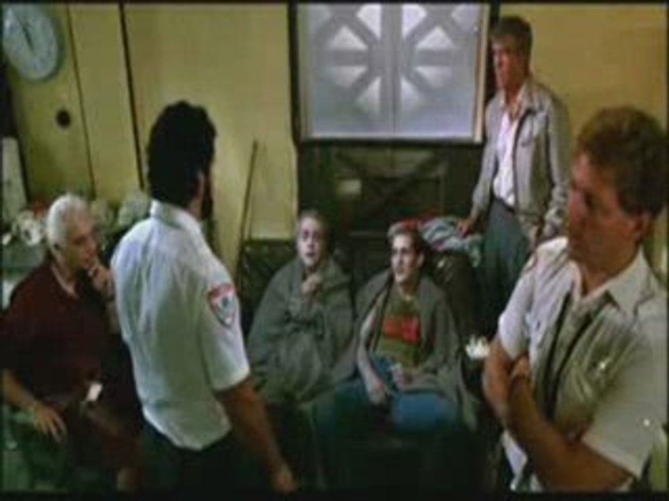 مترجم The Return of the Living Dead 1985  عودة الاحياء اموات
