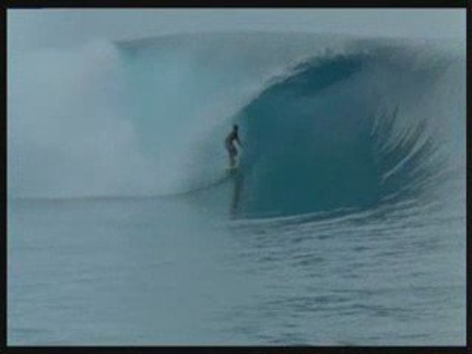 Teahupoo - Extraits nuit de la glisse 2006
