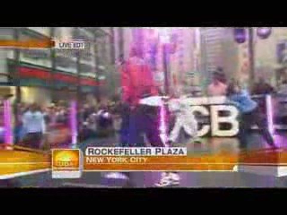 Chris Brown - Kiss Kiss Today Show