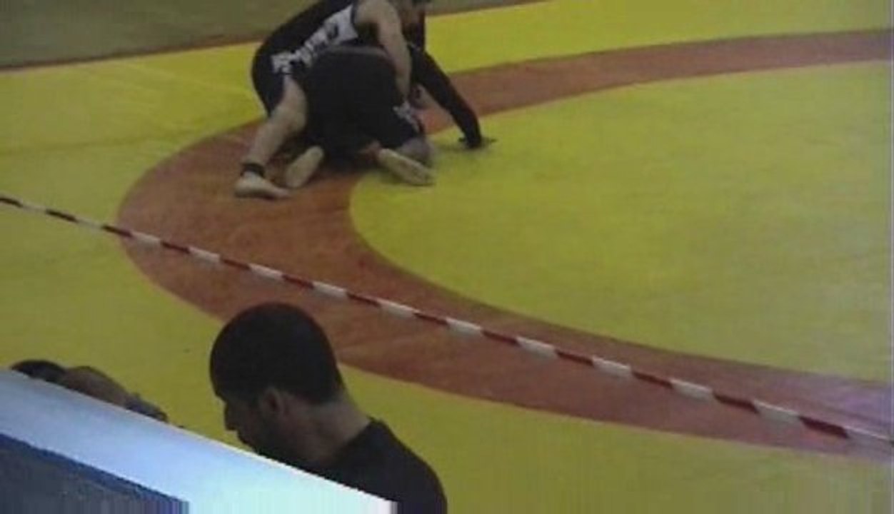 BOUALEM 1er Combat Championnat de France de GRAPPLING 2009