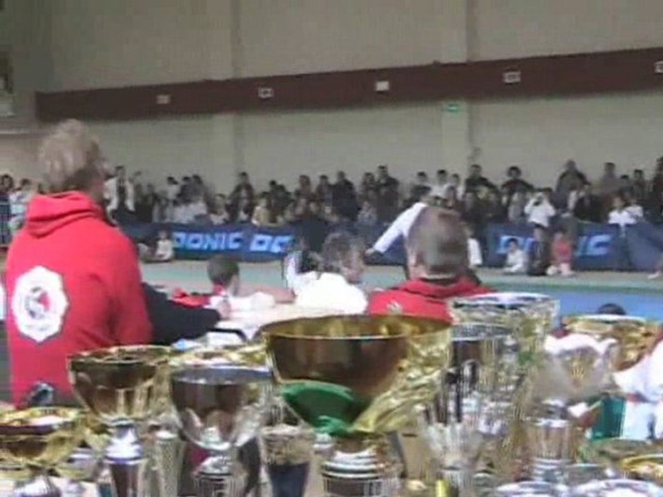 Le judo en tenue de gala