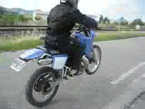 moto yamaha (moi :D ) damien var cuers