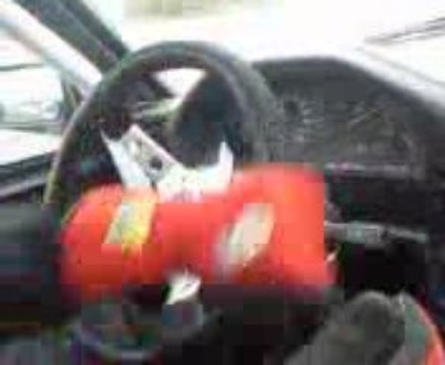 Anto au volant d'un 325i e30 Delage a Lurcy-Levis Drift